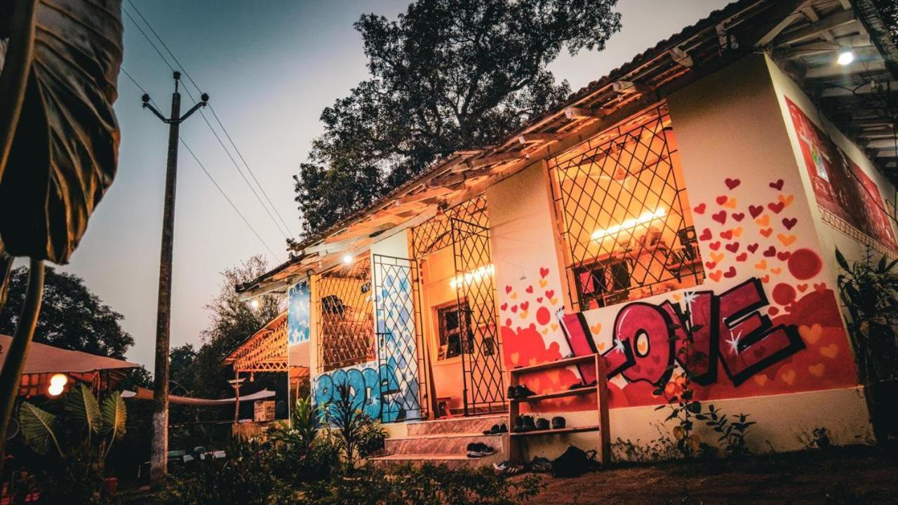The Peace Hostel Arambol Esterno foto
